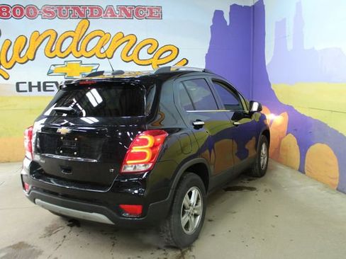 Used 2019 Chevrolet Trax LT w/ LT Convenience Package AWD/4WD image 8