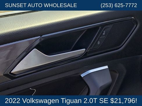 Used 2022 Volkswagen Tiguan SE AWD/4WD image 29