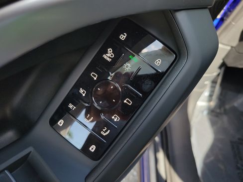 New 2026 Audi SQ5 Premium Plus image 17