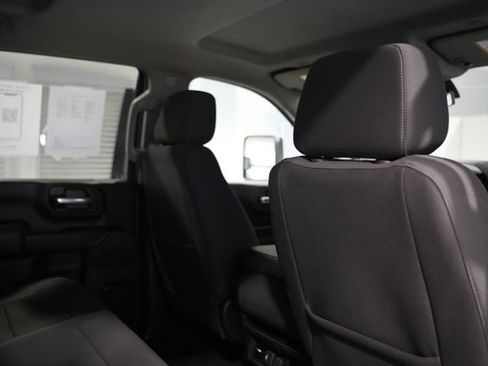 Used 2022 Chevrolet Silverado 3500 LT w/ Convenience Package image 18