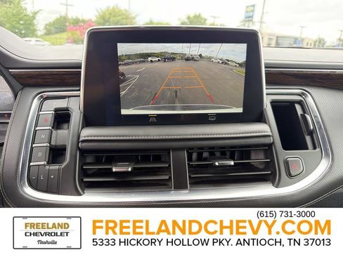 Used 2024 Chevrolet Suburban Premier AWD/4WD image 35
