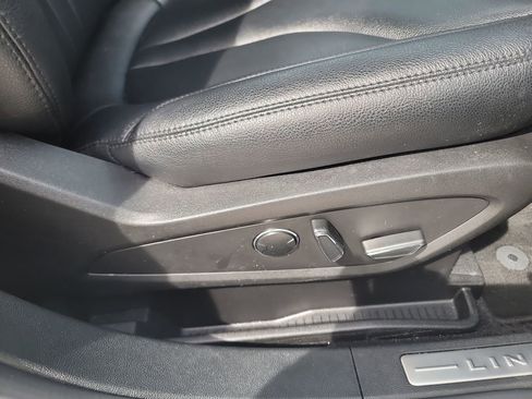 Used 2023 Lincoln Nautilus FWD w/ Premium Package image 33