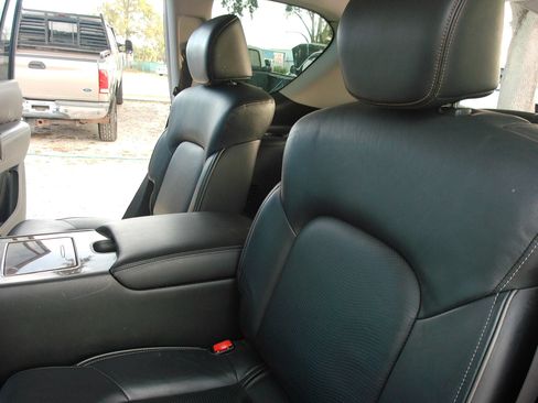Used 2017 INFINITI QX80 2WD image 24