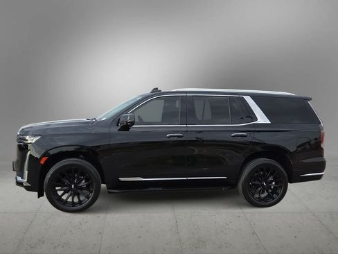 Used 2024 Cadillac Escalade Premium Luxury RWD image 5
