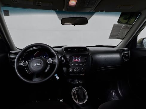 Used 2015 Kia Soul image 29