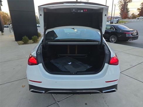 New 2026 Mercedes-Benz E 350 4MATIC Sedan image 5