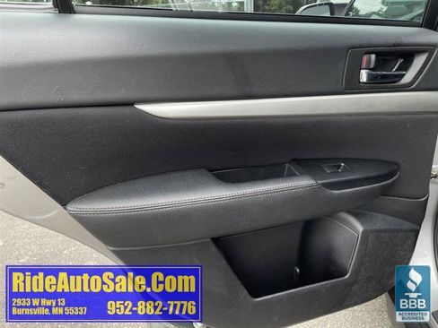 Used 2011 Subaru Outback 2.5i AWD/4WD image 11