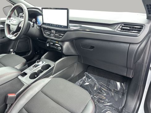 Certified 2025 Ford Escape ST-Line w/ Tech Pack #1 image 12