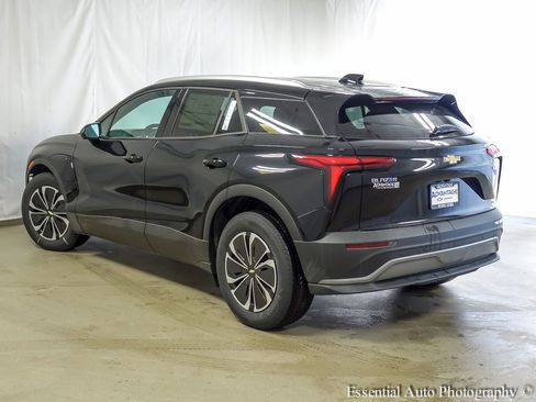New 2026 Chevrolet Blazer EV LT image 8
