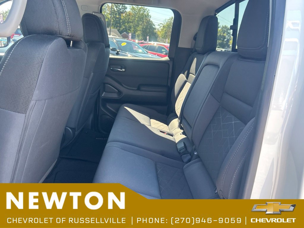 Used 2025 Nissan Frontier SV w/ SV Convenience Package AWD/4WD image 31