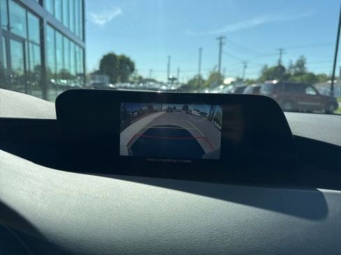 Used 2023 MAZDA MAZDA3 s FWD image 13
