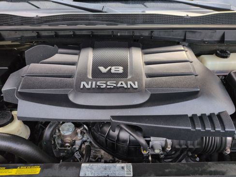 Used 2019 Nissan Titan PRO-4X w/ Pro-4x Utility Package AWD/4WD image 36
