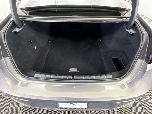 Certified 2024 BMW i7 xDrive60 image 27