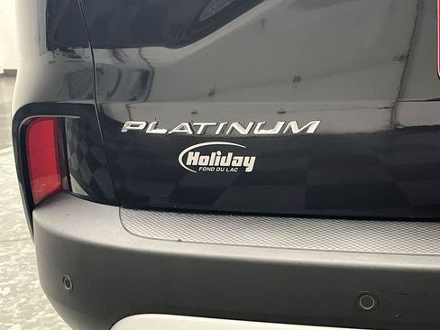 Certified 2025 Ford Escape Platinum w/ Premium Technology Package AWD/4WD image 34