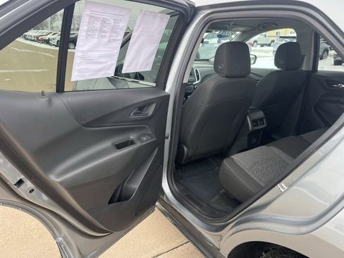 Used 2024 Chevrolet Equinox LT image 34