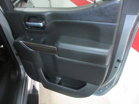 Used 2021 Chevrolet Silverado 1500 RST w/ Convenience Package II AWD/4WD image 24
