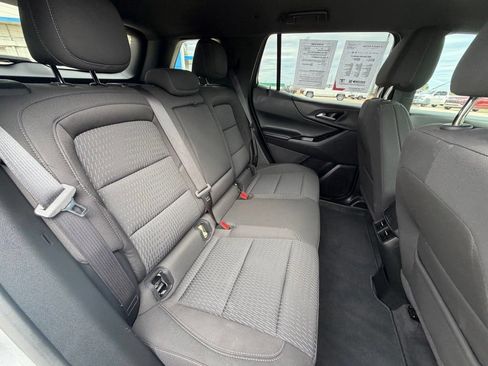 Used 2025 Chevrolet Equinox LT FWD image 29