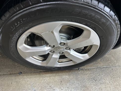 Used 2018 Jeep Compass Latitude w/ Popular Equipment Group image 17