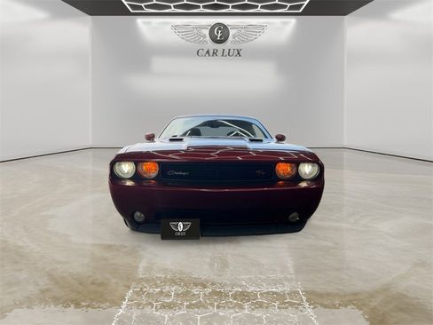 Used 2014 Dodge Challenger R/T image 8