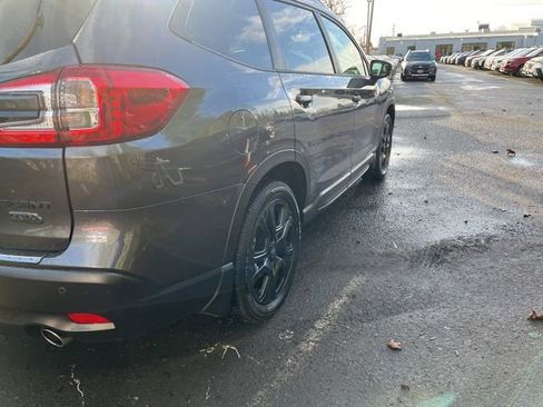 Certified 2025 Subaru Ascent Bronze Edition w/ Onyx Package image 9
