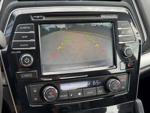 Used 2016 Nissan Maxima SR image 30