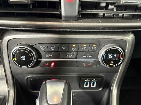 Used 2021 Ford EcoSport SE w/ Interior Protection Package image 18