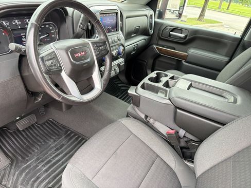 Certified 2022 GMC Sierra 2500 SLE w/ SLE Convenience Package AWD/4WD image 4