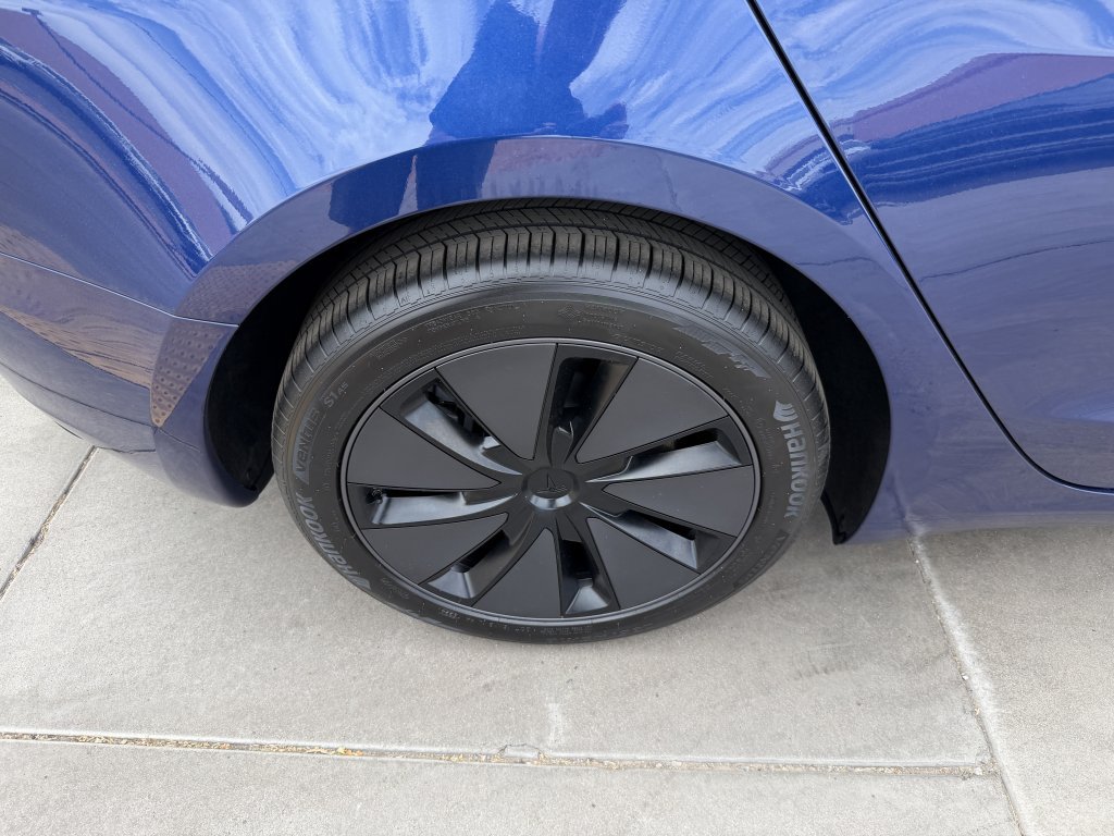 Used 2025 Tesla Model 3 Long Range RWD image 15