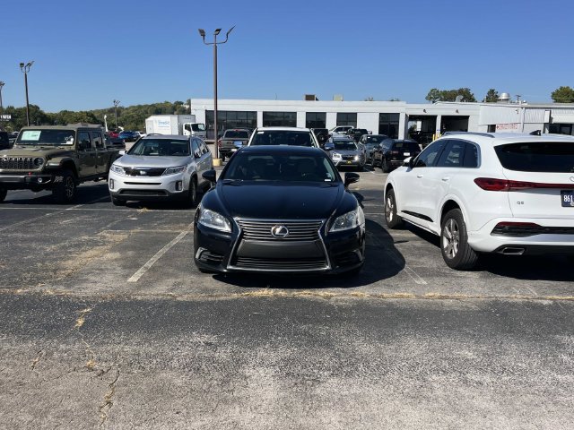 Used 2014 Lexus LS 460 w/ Comfort Package RWD image 8
