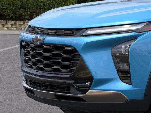 New 2025 Chevrolet Trax ACTIV w/ Driver Confidence Package image 14