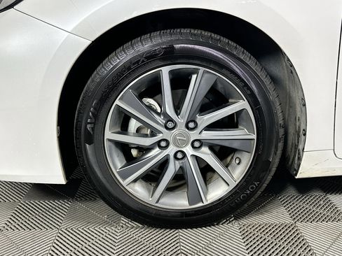 Used 2016 Lexus ES 300h Hybrid w/ Navigation System Package image 35