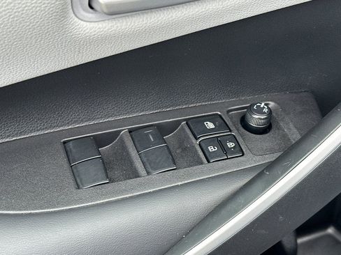 Used 2022 Toyota Corolla SE image 12