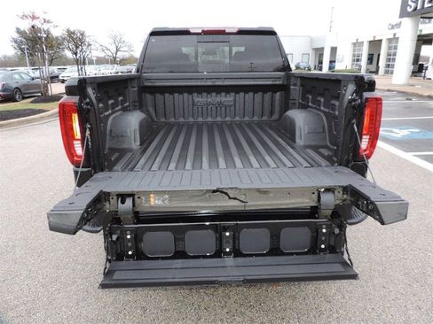 New 2026 GMC Sierra 1500 SLT image 14