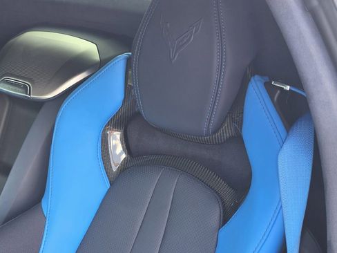 Used 2022 Chevrolet Corvette Stingray Premium Conv w/ Z51 Performance Package RWD image 13