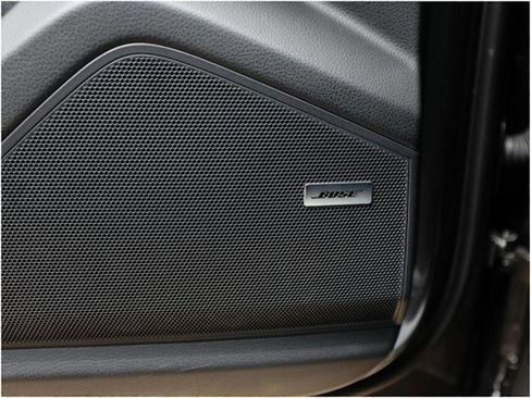 Certified 2025 Porsche Cayenne Coupe image 22