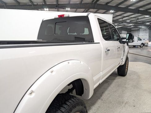 Used 2018 Ford F250 Platinum w/ Platinum Ultimate Package AWD/4WD image 3