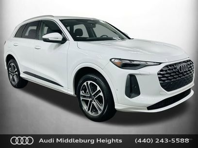 Certified 2025 Audi Q5 Premium w/ Convenience Package