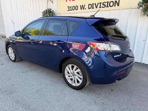 Used 2013 MAZDA MAZDA3 i Grand Touring w/ Tech Pkg image 10