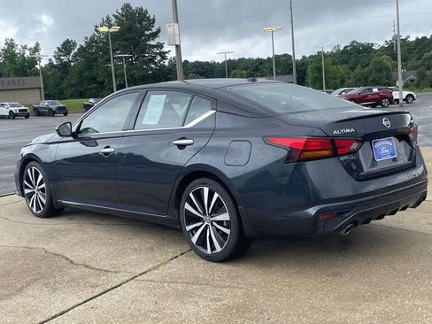 Used 2019 Nissan Altima 2.5 Platinum FWD image 4