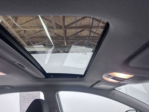 Used 2017 Hyundai Elantra Value Edition image 32