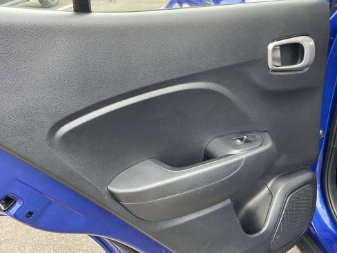 Used 2026 Hyundai Venue SE FWD image 8
