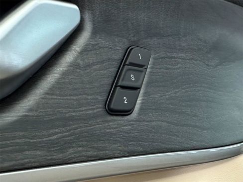 New 2024 Jeep Grand Cherokee Limited w/ Luxury Tech Group II image 31