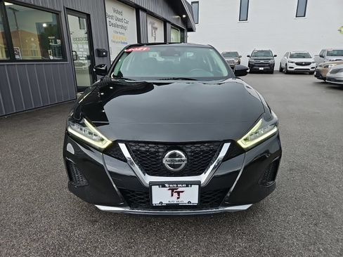Used 2021 Nissan Maxima 3.5 SV w/ Floor Mat Group FWD image 9