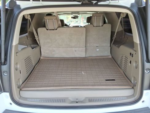 Used 2015 GMC Yukon XL SLT RWD image 17