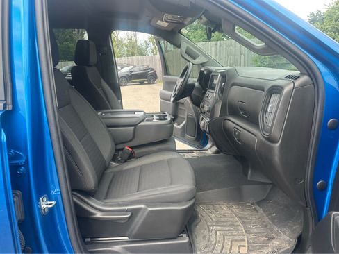 Used 2022 Chevrolet Silverado 1500 Custom AWD/4WD image 19