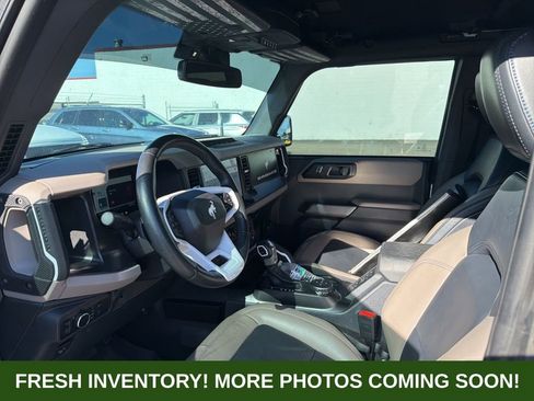 Used 2023 Ford Bronco Wildtrak image 8