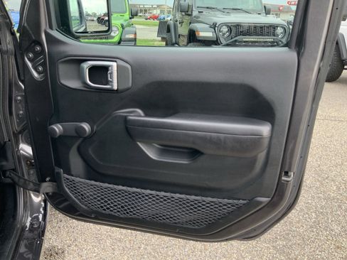 Used 2020 Jeep Wrangler Unlimited Sport image 46