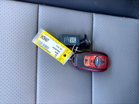 Used 2025 Subaru Crosstrek 2.0i Premium image 15