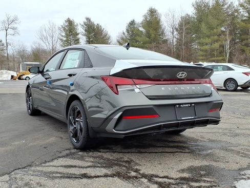 New 2026 Hyundai Elantra Sport image 4