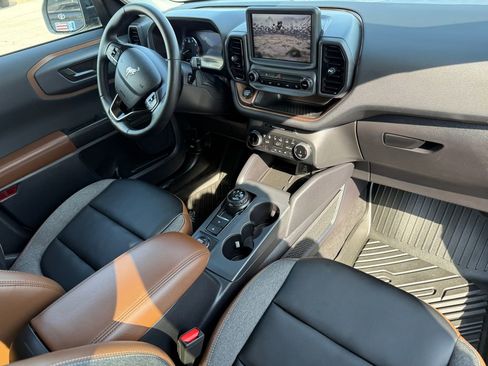 Used 2024 Ford Bronco Sport Outer Banks w/ Tech Package image 3